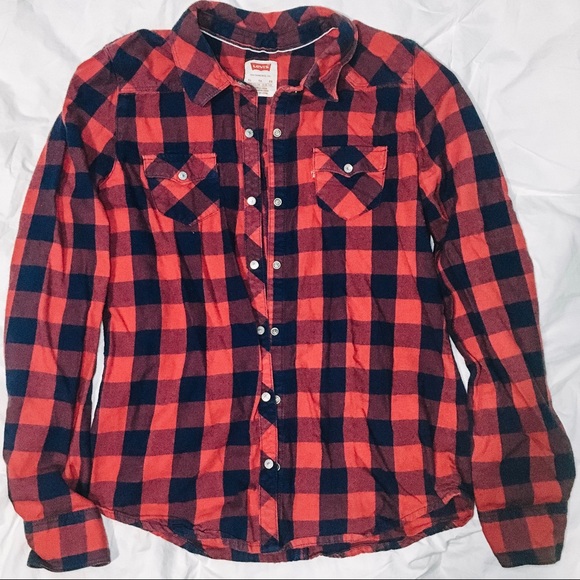 Levi’s Flannel - Picture 3 of 6